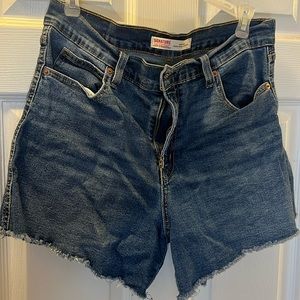 Levi Jean shorts size 10